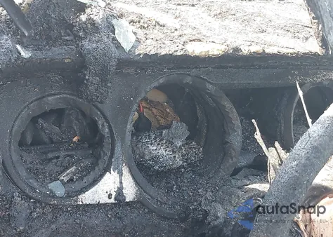 2010 Ford Mustang V6 Premium z USA, uszkodzony, nr VIN 1ZVBP8ENXA5150304